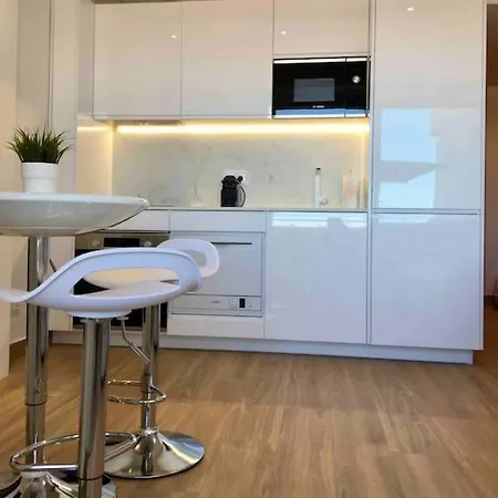 Modern With Great Sea View, Near The Beach, With Ac And Pools * Албуфейра