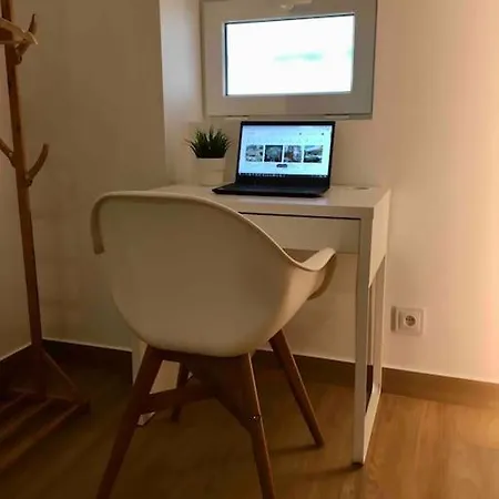 Modern With Great Sea View, Near The Beach, With Ac And Pools شقة